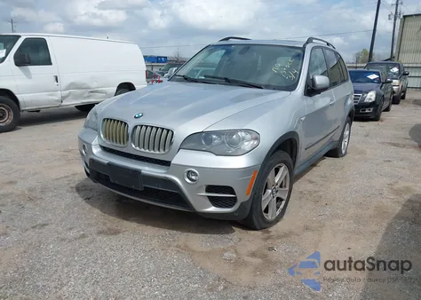 2012 BMW X5 xDrive35D from USA, damaged, VIN 5UXZW0C5XCL673280